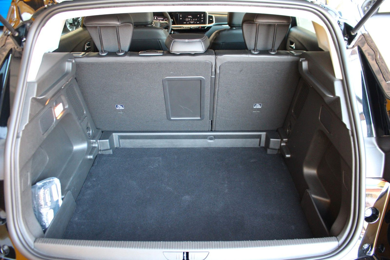 Внедорожник Opel Grandland 1.2 Turbo GS Line LED Kamera Sitzheiz.: фото 18 Внедорожник Opel Grandland 1.2 Turbo GS Line LED Kamera Sitzheiz.: фото 18