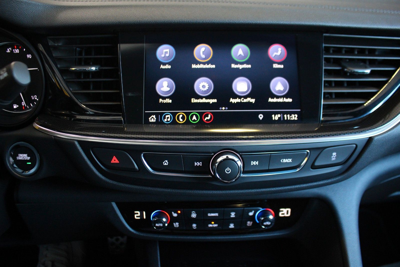 Универсал Opel Insignia B Sports Tourer GSi 4x4 Massage Bose: фото 11