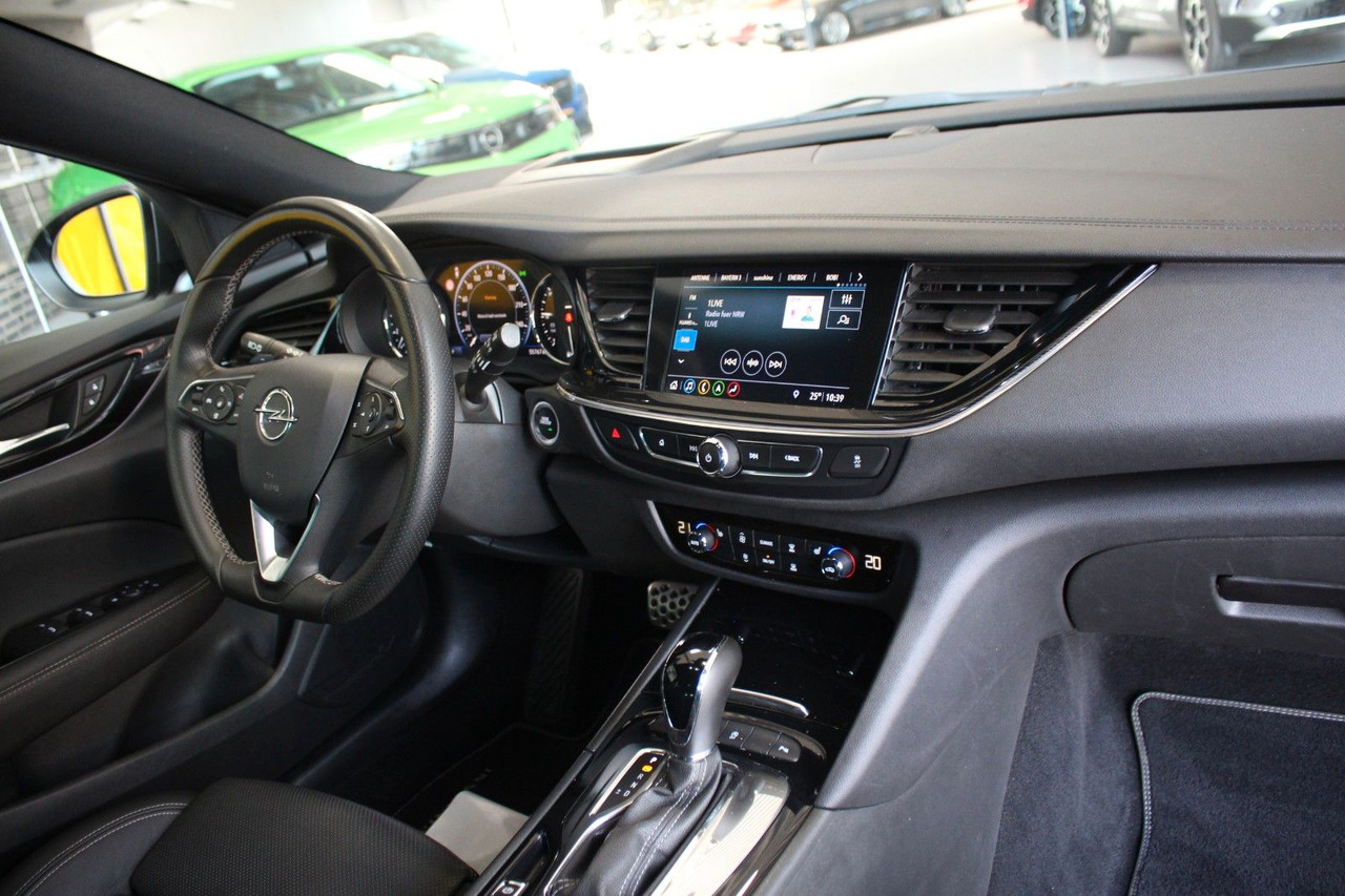Легковой автомобиль Opel Insignia B Sports Tourer Ultimate 4x4 OPC AHK: фото 8