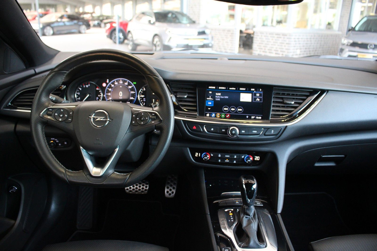 Легковой автомобиль Opel Insignia B Sports Tourer Ultimate 4x4 OPC AHK: фото 12