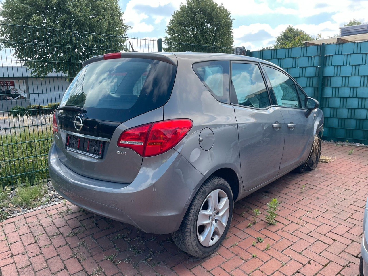 Opel Meriva B Edition - Пассажирский фургон: фото 2 Opel Meriva B Edition - Пассажирский фургон: фото 2