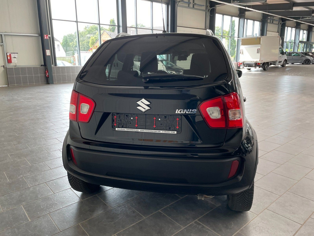 Suzuki Ignis Comfort+ Behinderten-Umbau Kamera Navi LED - Седан: фото 4 Suzuki Ignis Comfort+ Behinderten-Umbau Kamera Navi LED - Седан: фото 4