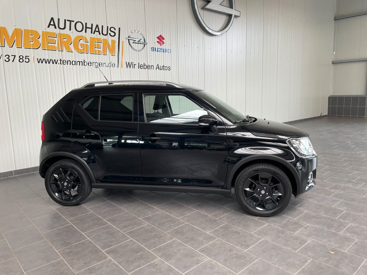 Suzuki Ignis Comfort+ Behinderten-Umbau Kamera Navi LED - Седан: фото 2 Suzuki Ignis Comfort+ Behinderten-Umbau Kamera Navi LED - Седан: фото 2