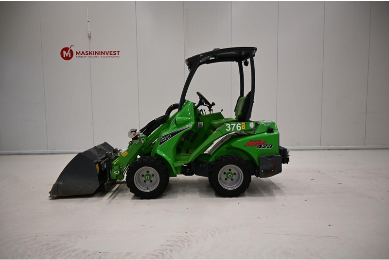 Avant 423 - Колёсный погрузчик: фото 1 Avant 423 - Колёсный погрузчик: фото 1