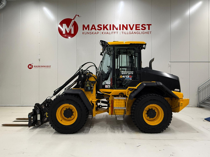 JCB 413S Nordic Edition - Колёсный погрузчик: фото 1 JCB 413S Nordic Edition - Колёсный погрузчик: фото 1