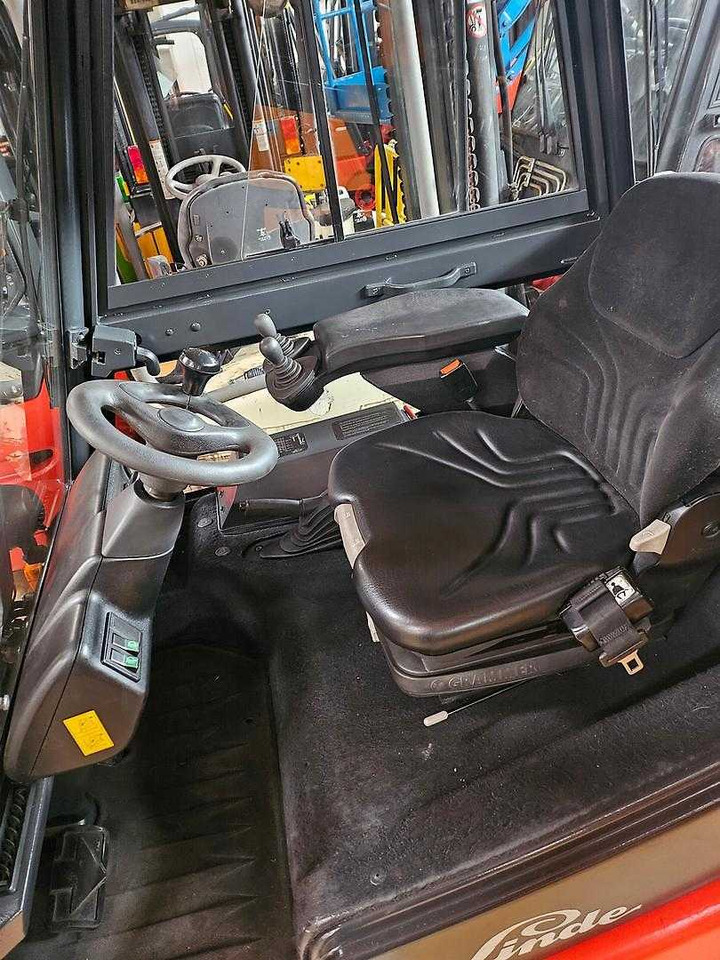 Linde E25S-03 - Электропогрузчик: фото 4 Linde E25S-03 - Электропогрузчик: фото 4