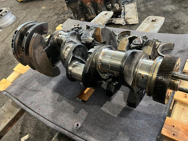 Scania R580 - Коленчатый вал: фото 1 Scania R580 - Коленчатый вал: фото 1