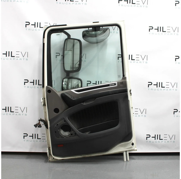 DAF XF106 Deur Rechts 1881863 - Дверь и запчасти для Грузовиков: фото 2 DAF XF106 Deur Rechts 1881863 - Дверь и запчасти для Грузовиков: фото 2