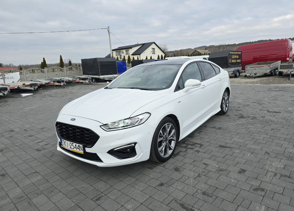 Ford Mondeo Serwisowany Jak Nowy Bezwypadkowy - Седан: фото 4 Ford Mondeo Serwisowany Jak Nowy Bezwypadkowy - Седан: фото 4