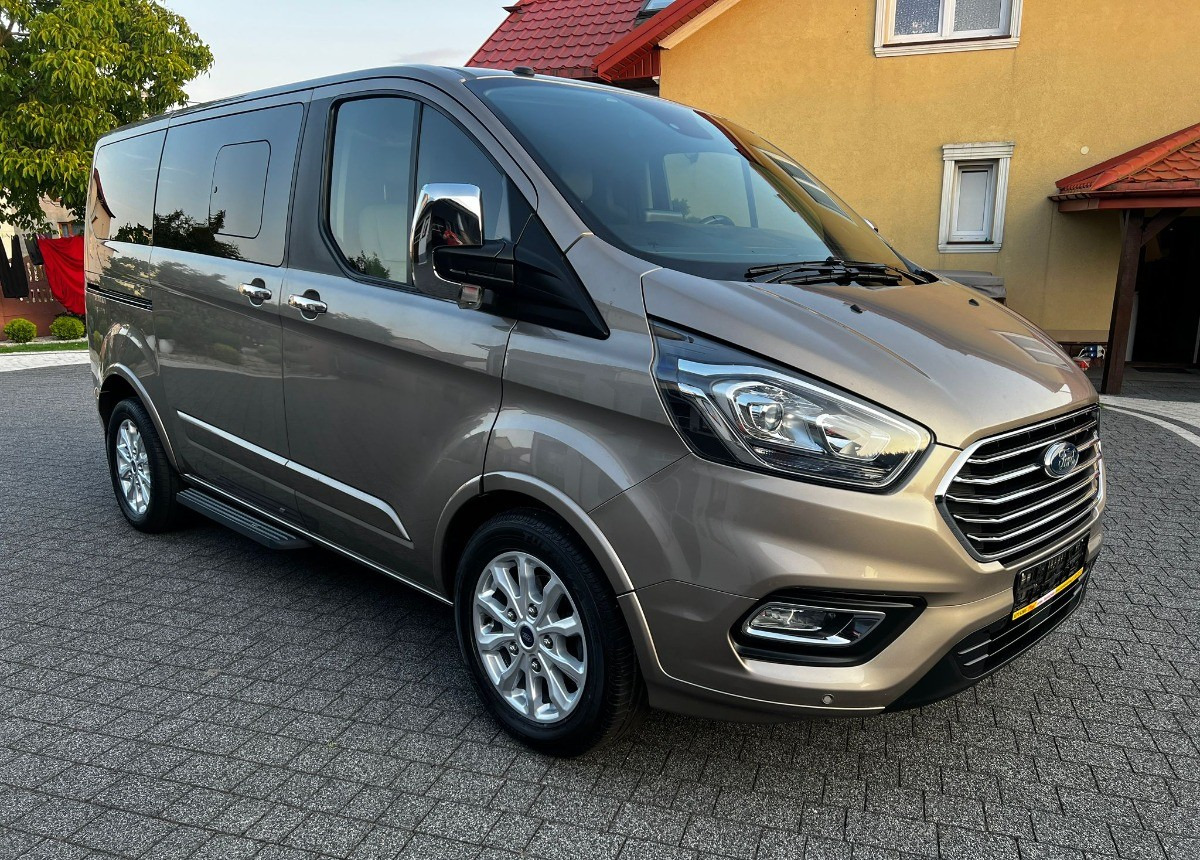 Ford Tourneo Custom Ford Turneo Tytanium X Sprowadzony Zarejstrowany - Микроавтобус, Пассажирский фургон: фото 4 Ford Tourneo Custom Ford Turneo Tytanium X Sprowadzony Zarejstrowany - Микроавтобус, Пассажирский фургон: фото 4