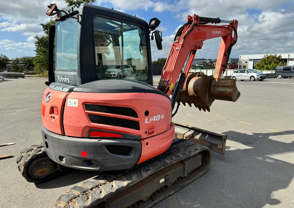 Kubota U48-4 - Гусеничный экскаватор: фото 4 Kubota U48-4 - Гусеничный экскаватор: фото 4