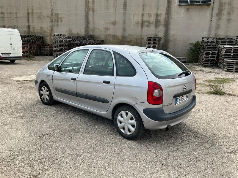 Citroën Xsara - Строительная техника: фото 4 Citroën Xsara - Строительная техника: фото 4