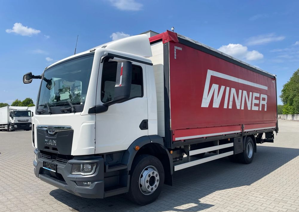 MAN TGM 15.250 Ładowność 8760 kg! - Тентованный грузовик: фото 2 MAN TGM 15.250 Ładowność 8760 kg! - Тентованный грузовик: фото 2