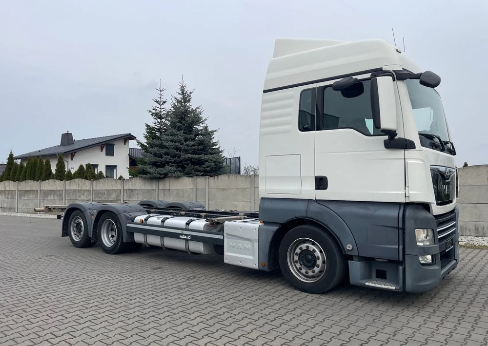 MAN TGX XLX 26.420 BDF, MULTI Wechsler - Грузовик-контейнеровоз/ Сменный кузов: фото 3 MAN TGX XLX 26.420 BDF, MULTI Wechsler - Грузовик-контейнеровоз/ Сменный кузов: фото 3