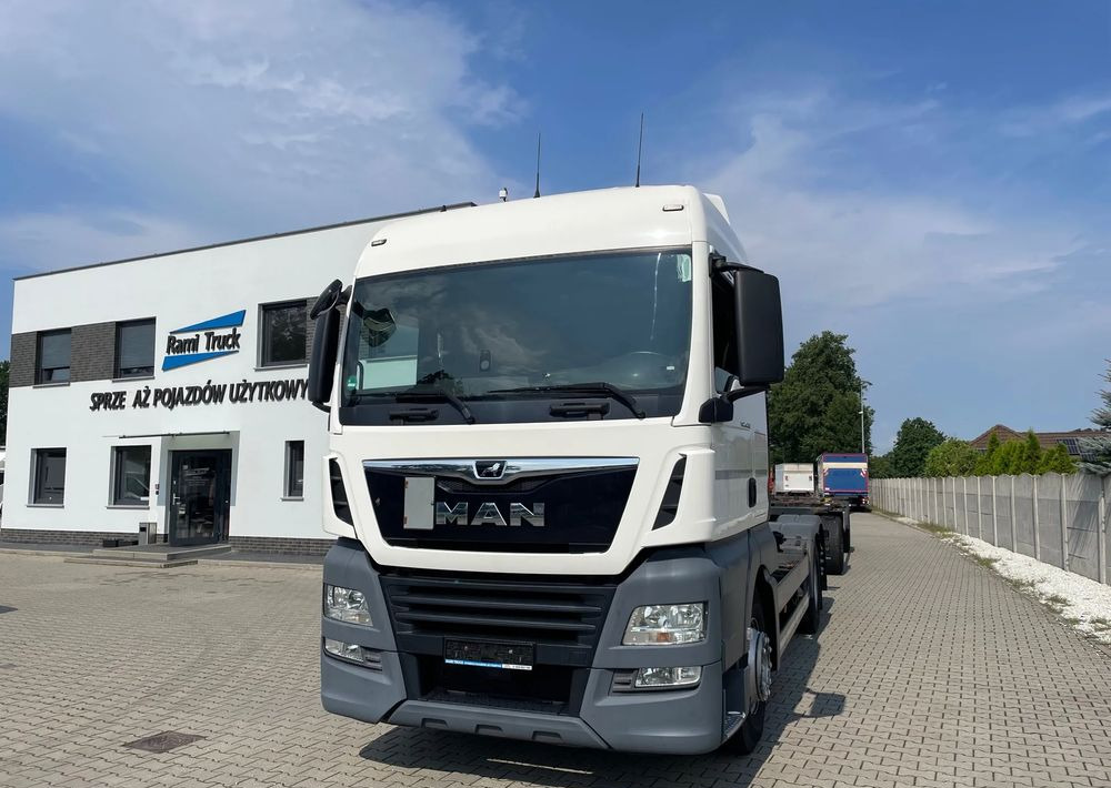 MAN TGX XLX 26.460 BDF - Грузовик-шасси: фото 4 MAN TGX XLX 26.460 BDF - Грузовик-шасси: фото 4