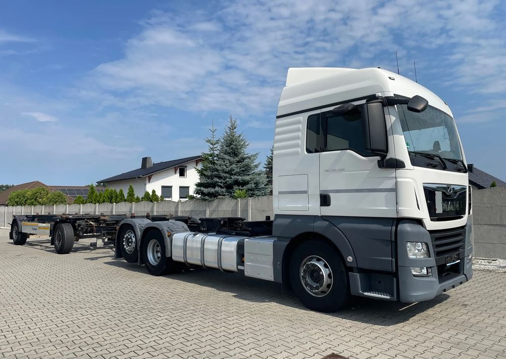 MAN TGX XLX 26.460 BDF - Грузовик-контейнеровоз/ Сменный кузов: фото 1 MAN TGX XLX 26.460 BDF - Грузовик-контейнеровоз/ Сменный кузов: фото 1