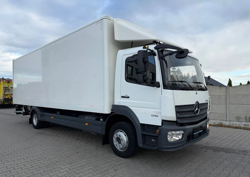 Mercedes-Benz ATEGO 1318 IZOTERMA 20 PALET! - Грузовик с закрытым кузовом: фото 3 Mercedes-Benz ATEGO 1318 IZOTERMA 20 PALET! - Грузовик с закрытым кузовом: фото 3