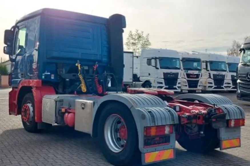 Mercedes-Benz ACTROS 1844 MP3 Przebieg 372 tyś km! , ADR, EX/II - EX/III - FL - AT - OX - Тягач: фото 4 Mercedes-Benz ACTROS 1844 MP3 Przebieg 372 tyś km! , ADR, EX/II - EX/III - FL - AT - OX - Тягач: фото 4