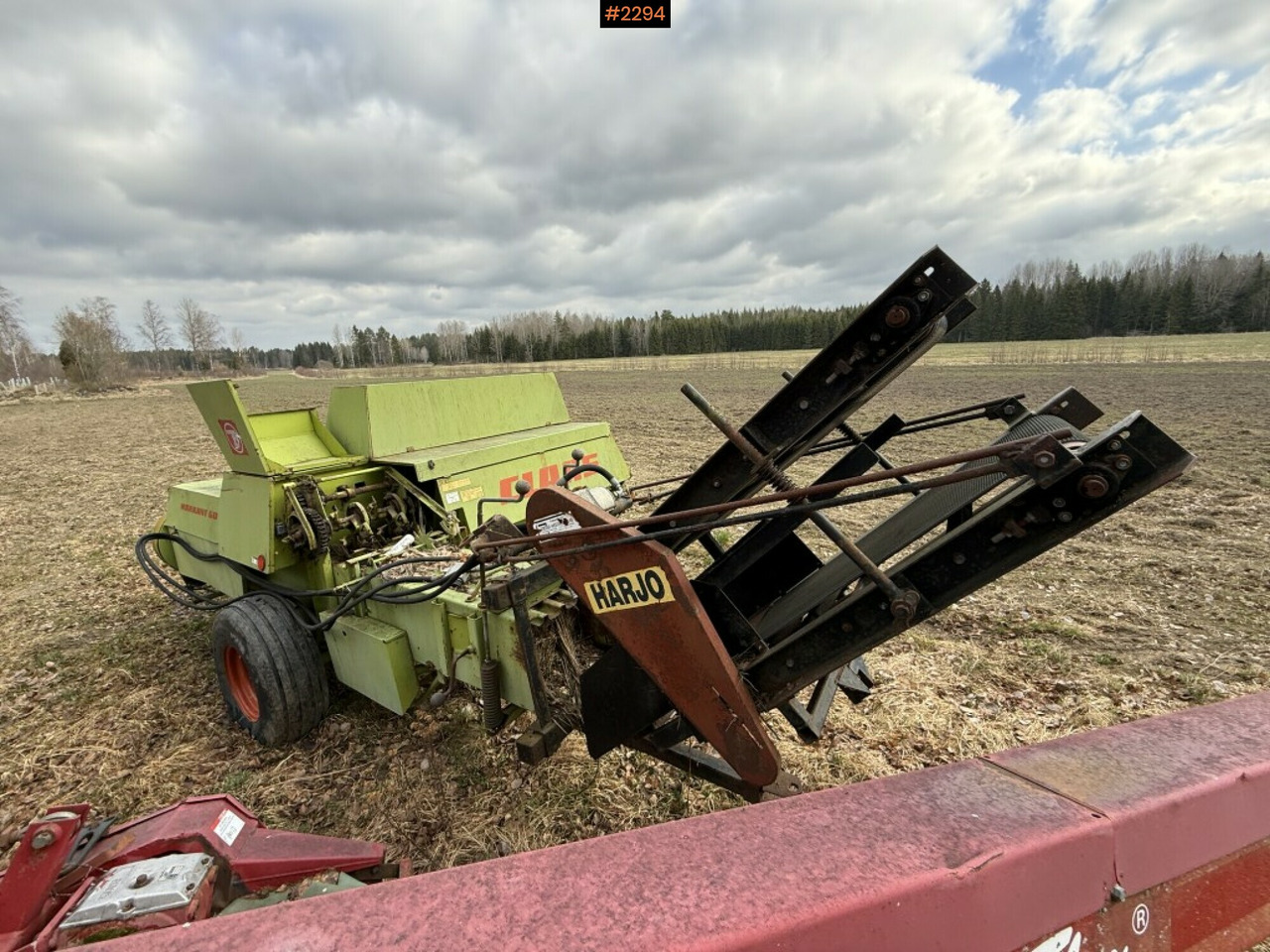 Claas Markant 60 square baler with thrower - Техника для сенозаготовки: фото 4 Claas Markant 60 square baler with thrower - Техника для сенозаготовки: фото 4