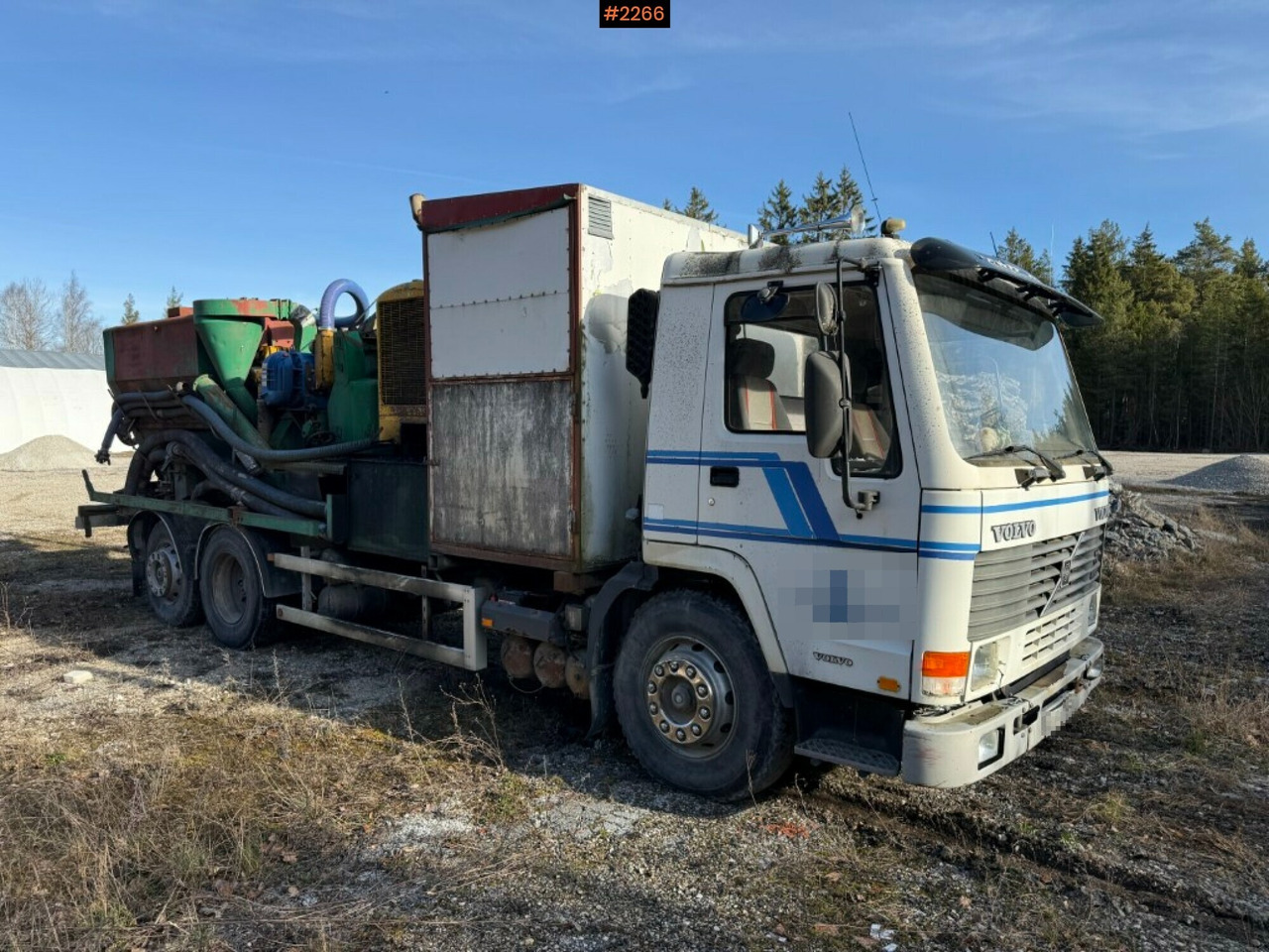 Volvo FL10 6x2 with mobile grain mill - Грузовик: фото 2 Volvo FL10 6x2 with mobile grain mill - Грузовик: фото 2