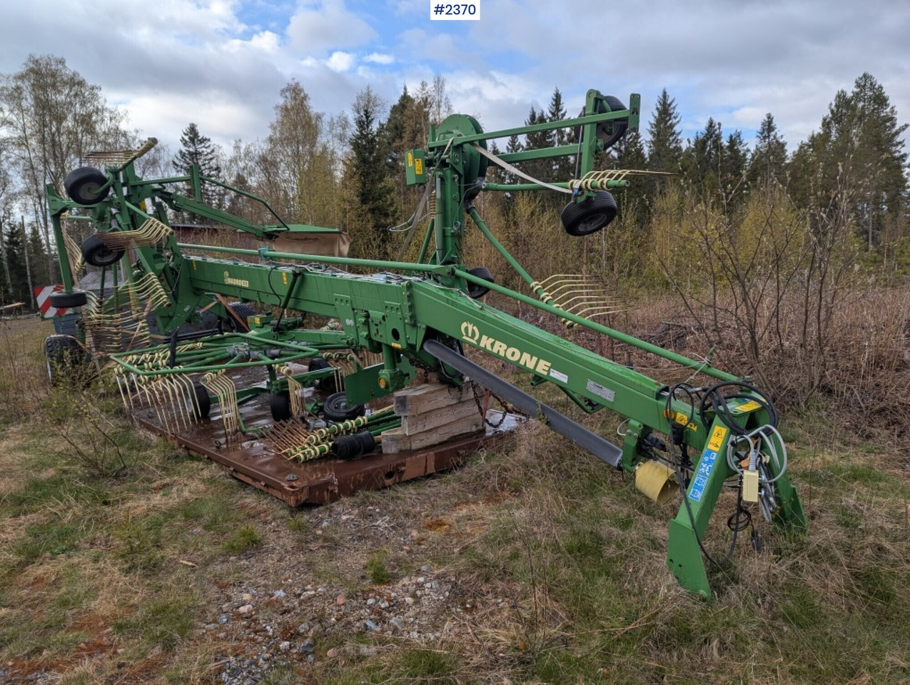 Rotary Rake Krone Swadro 1010 - Техника для сенозаготовки: фото 1 Rotary Rake Krone Swadro 1010 - Техника для сенозаготовки: фото 1