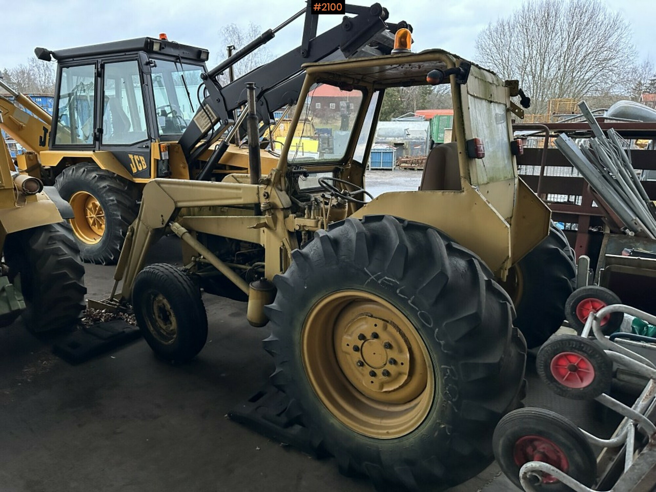 Tractor, 2 pcs Massey Ferguson 205 and 203 - Трактор: фото 4 Tractor, 2 pcs Massey Ferguson 205 and 203 - Трактор: фото 4