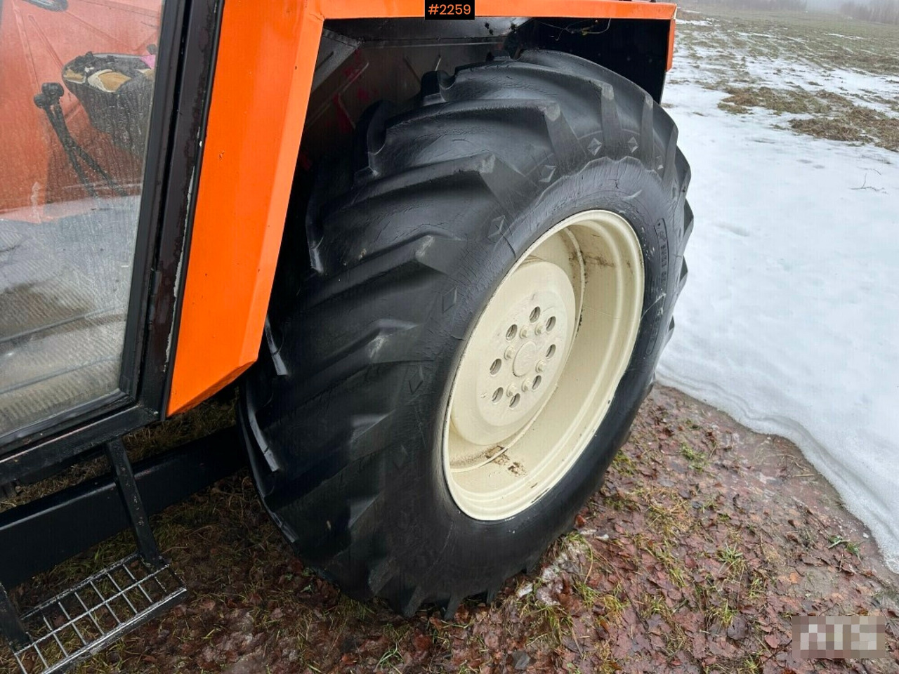Трактор Tractor Ursus C385 Deluxe! with loader and implements: фото 8