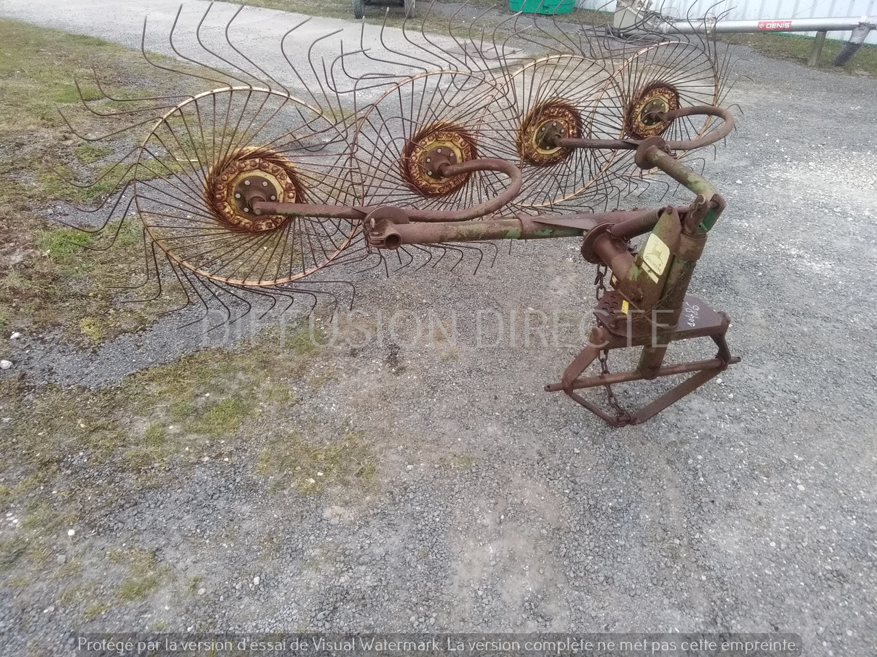 JOHN DEERE ANDAINEUR P 140 - Сеноворошилка: фото 2 JOHN DEERE ANDAINEUR P 140 - Сеноворошилка: фото 2