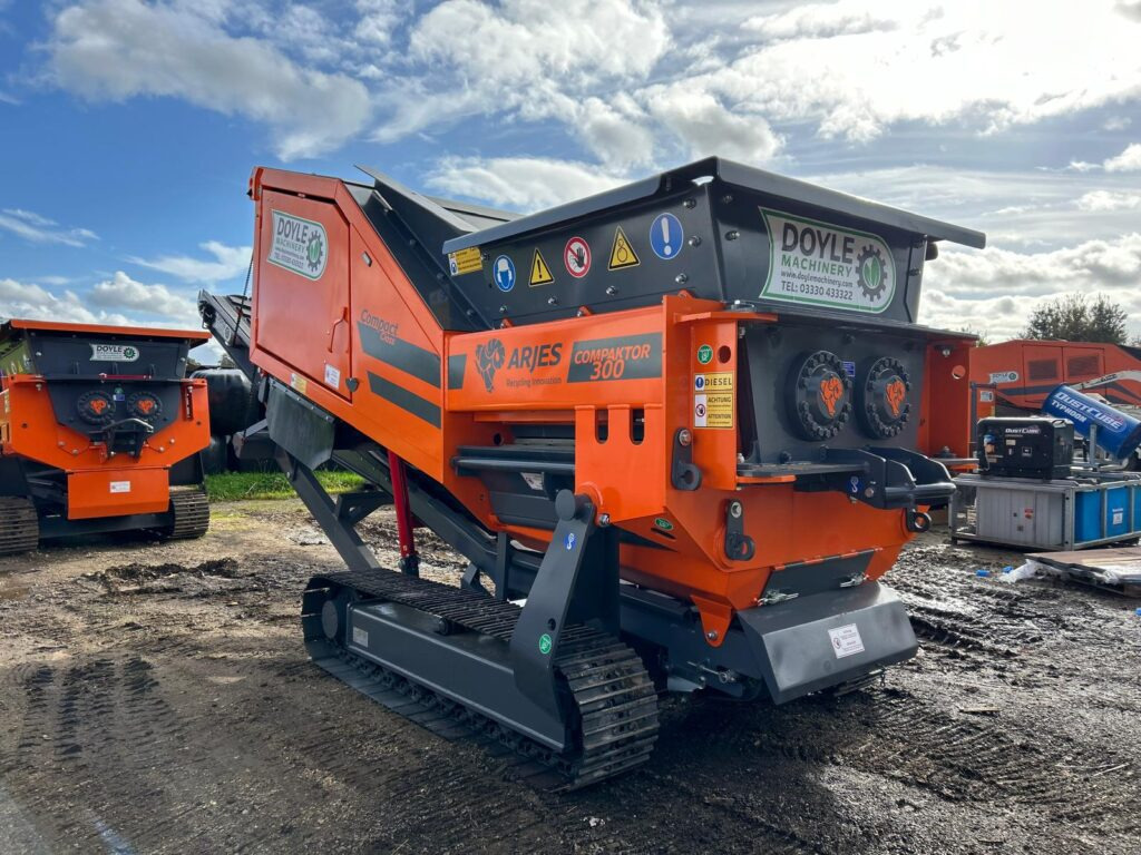 Arjes Arjes Compaktor 300 - Шредер промышленный: фото 1 Arjes Arjes Compaktor 300 - Шредер промышленный: фото 1