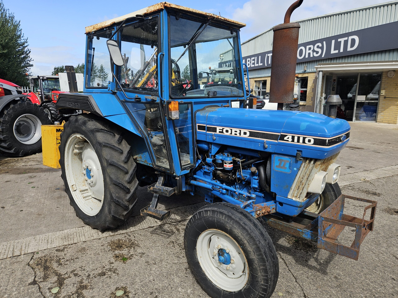 1988 Ford 4110 2wd tractor - Трактор: фото 1 1988 Ford 4110 2wd tractor - Трактор: фото 1