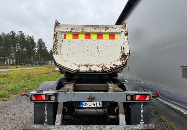 Carnehl3-aks Siirtoteli kippikärry - Самосвальный полуприцеп: фото 4 Carnehl3-aks Siirtoteli kippikärry - Самосвальный полуприцеп: фото 4