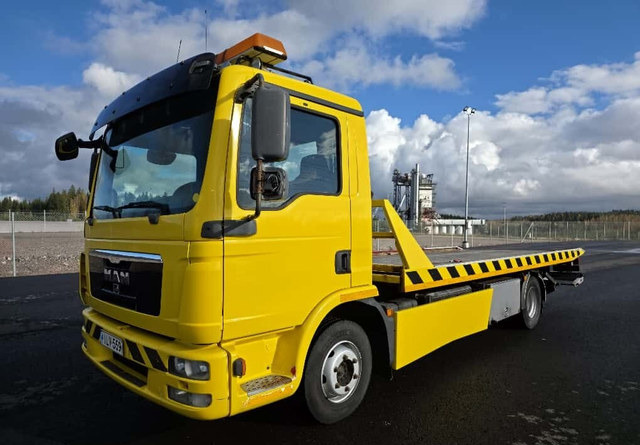 MANTGL 8.180 4x2 Wilhelm Wellmeyer - Эвакуатор: фото 1 MANTGL 8.180 4x2 Wilhelm Wellmeyer - Эвакуатор: фото 1