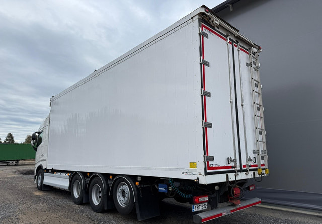 Volvo FH 540 8x4 66m3 - Грузовик с закрытым кузовом: фото 4 Volvo FH 540 8x4 66m3 - Грузовик с закрытым кузовом: фото 4