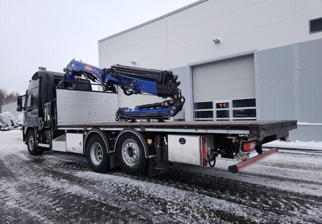 VolvoFM 420 6x2 - Грузовик бортовой/ Платформа, Автоманипулятор: фото 4 VolvoFM 420 6x2 - Грузовик бортовой/ Платформа, Автоманипулятор: фото 4