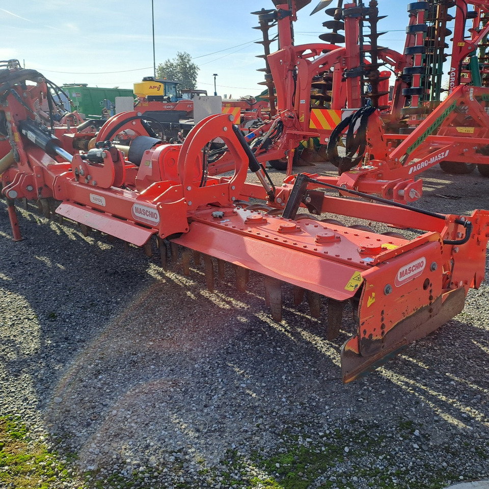 ERPICE ROTANTE PIEGHEVOLE MASCHIO AQUILA RAP 7000 - Почвофреза: фото 2 ERPICE ROTANTE PIEGHEVOLE MASCHIO AQUILA RAP 7000 - Почвофреза: фото 2