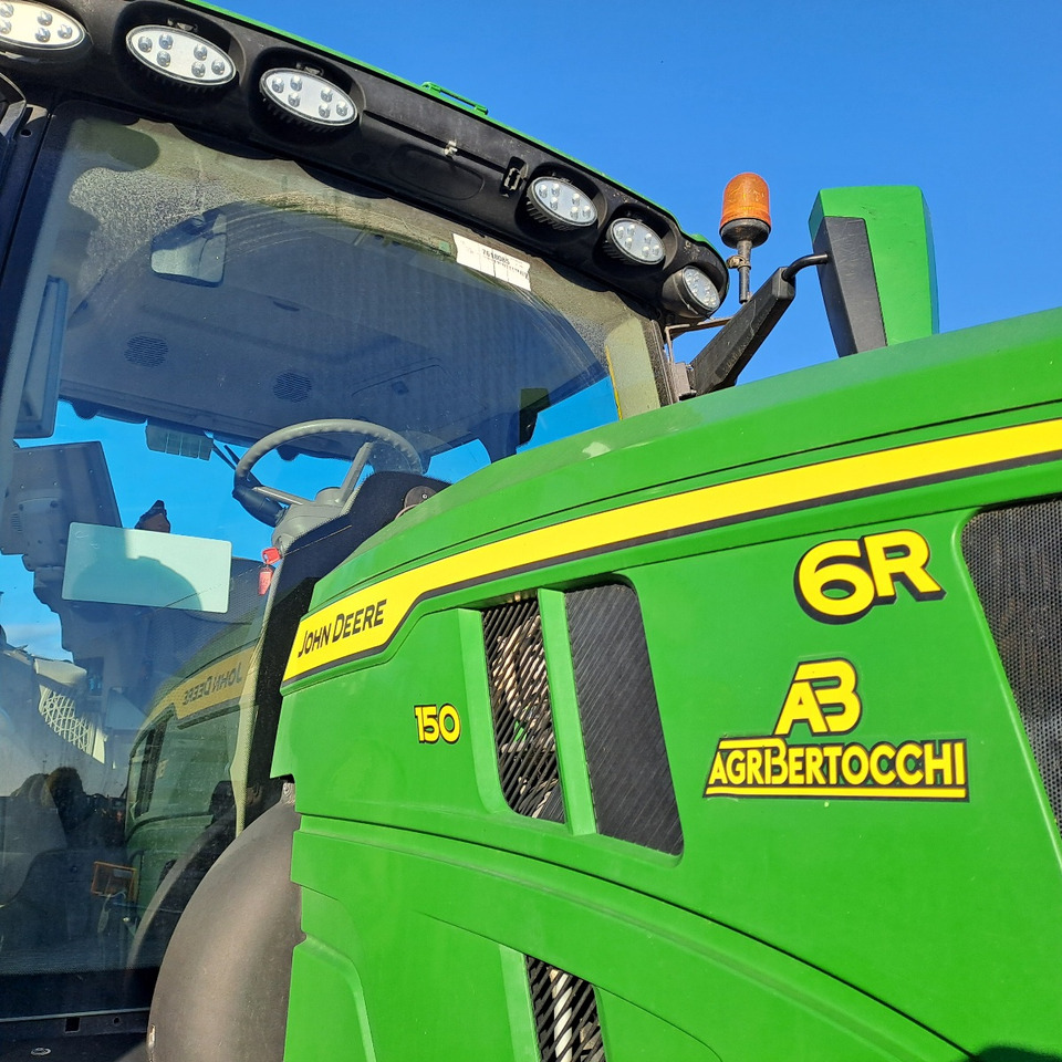 JOHN DEERE 6R 150 - Трактор: фото 2 JOHN DEERE 6R 150 - Трактор: фото 2