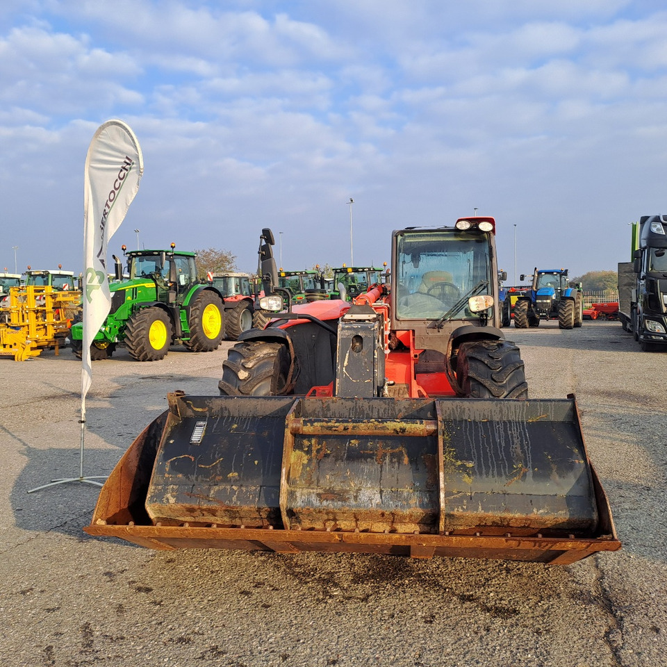 MANITOU MLT935H - Телескопический погрузчик: фото 3 MANITOU MLT935H - Телескопический погрузчик: фото 3