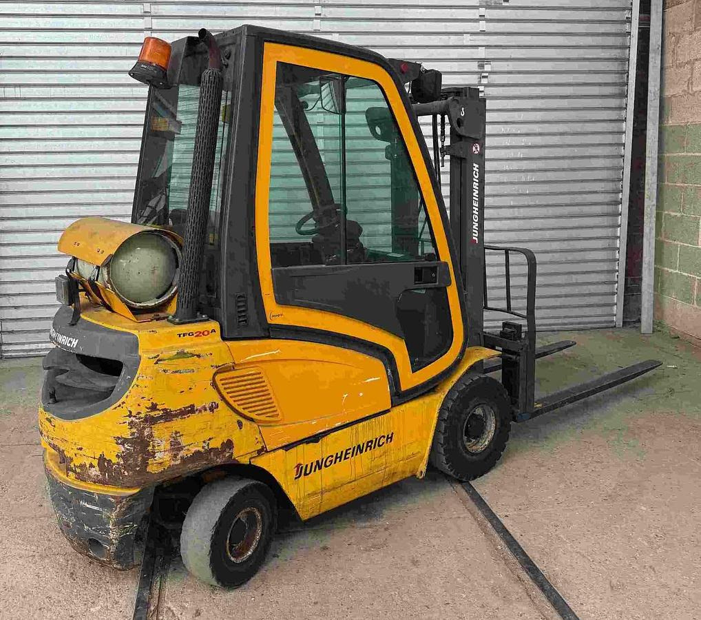 Gabelstapler JUNGHEINRICH, mit Gasantrieb - Газовый погрузчик: фото 4 Gabelstapler JUNGHEINRICH, mit Gasantrieb - Газовый погрузчик: фото 4