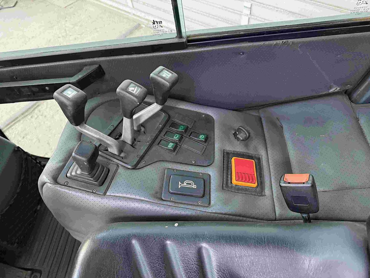 Gabelstapler JUNGHEINRICH, mit Gasantrieb - Газовый погрузчик: фото 5 Gabelstapler JUNGHEINRICH, mit Gasantrieb - Газовый погрузчик: фото 5