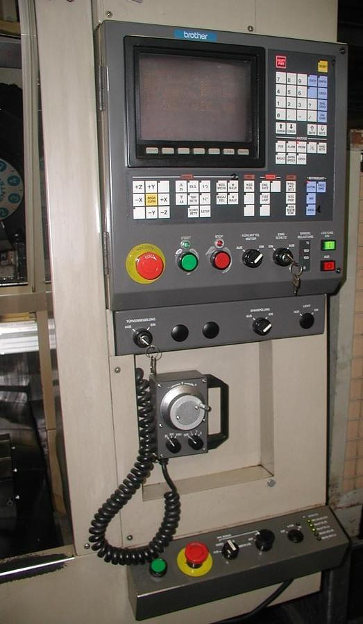 Vertikal-Bearbeitungszentrum BROTHER - Обрабатывающий центр с ЧПУ: фото 2 Vertikal-Bearbeitungszentrum BROTHER - Обрабатывающий центр с ЧПУ: фото 2