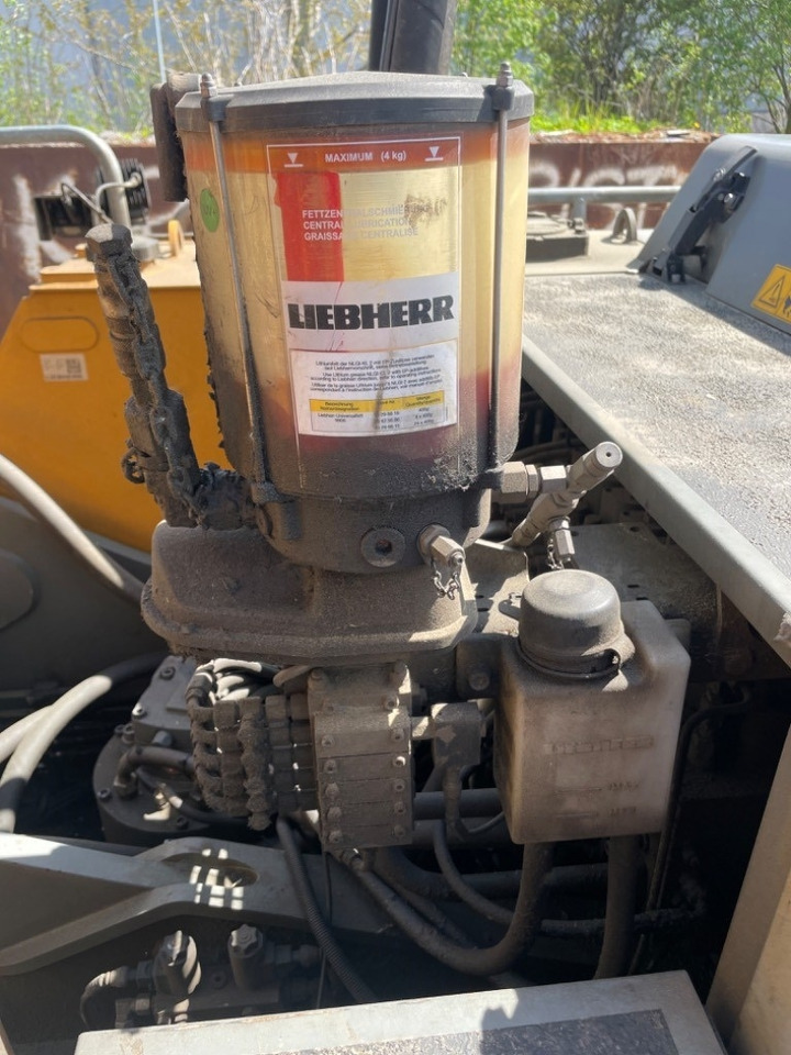 Перегружатель Liebherr LH 30 C Litronic: фото 12 Перегружатель Liebherr LH 30 C Litronic: фото 12