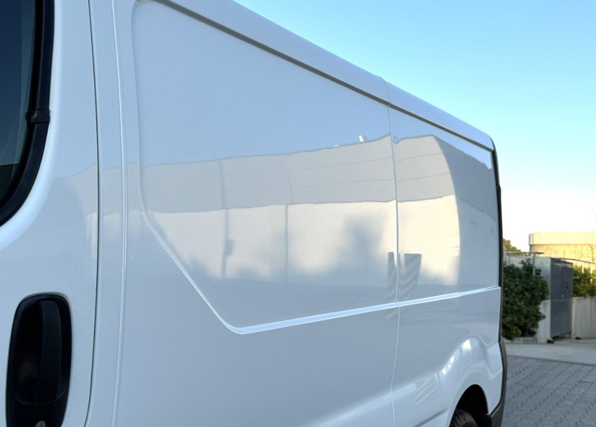 Renault Trafic 2.0 DCI 115KM LONG 2012 Rok Klimatyzacja Nawigacja BEZWYPADKOWY в лизинг Renault Trafic 2.0 DCI 115KM LONG 2012 Rok Klimatyzacja Nawigacja BEZWYPADKOWY: фото 17