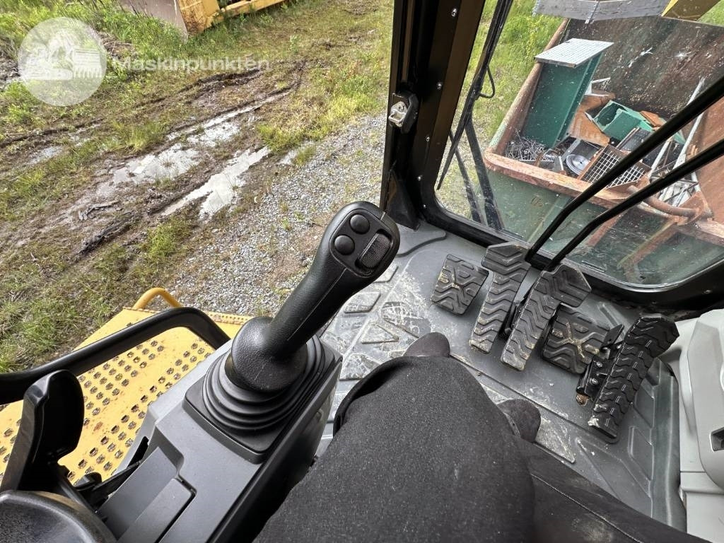 Гусеничный экскаватор CAT 374 F L: фото 17