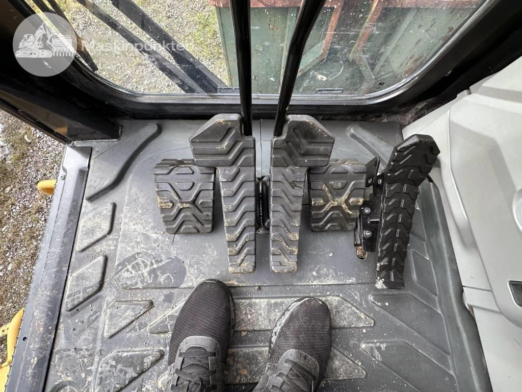 Гусеничный экскаватор CAT 374 F L: фото 18