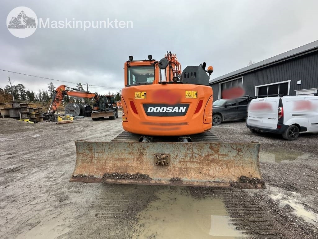 Гусеничный экскаватор Doosan DX 140 LCR-5: фото 7 Гусеничный экскаватор Doosan DX 140 LCR-5: фото 7
