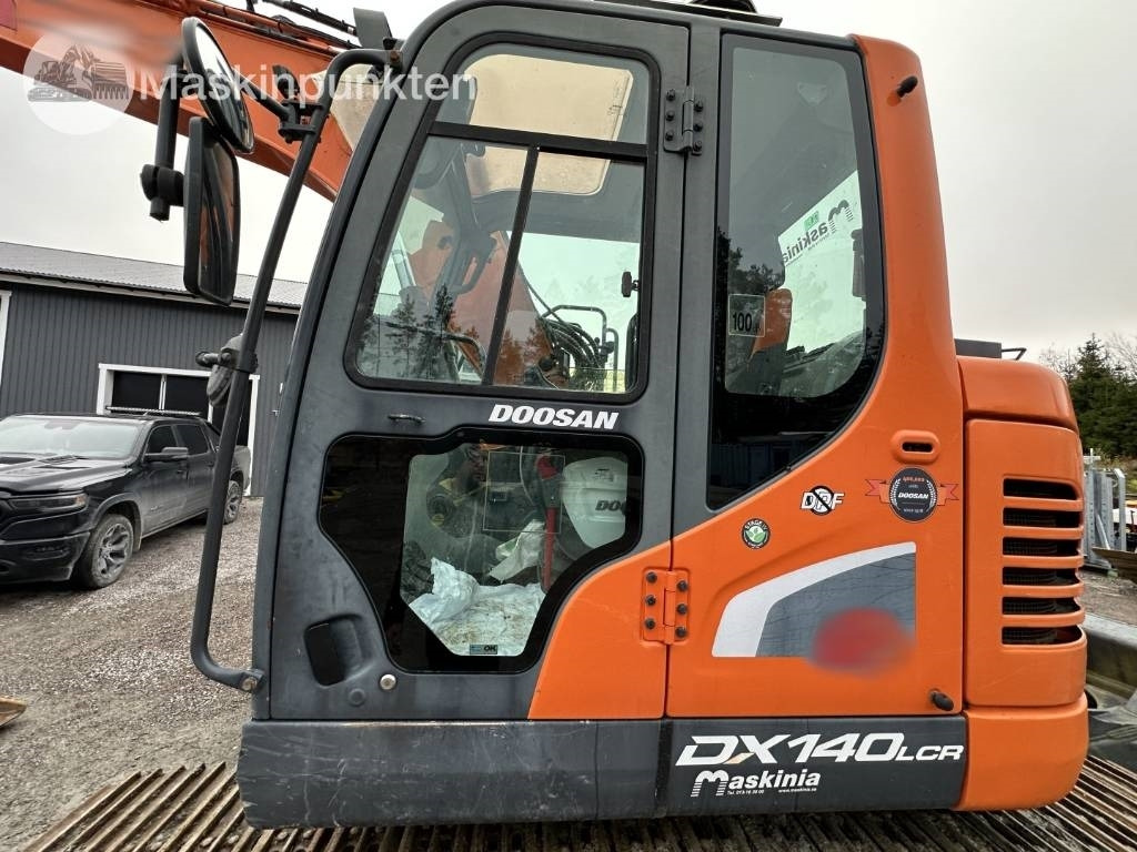 Гусеничный экскаватор Doosan DX 140 LCR-5: фото 12 Гусеничный экскаватор Doosan DX 140 LCR-5: фото 12