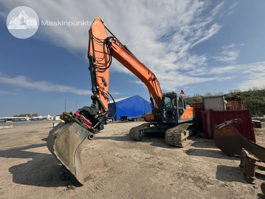 Doosan DX 255 LC-5 - Гусеничный экскаватор: фото 1 Doosan DX 255 LC-5 - Гусеничный экскаватор: фото 1