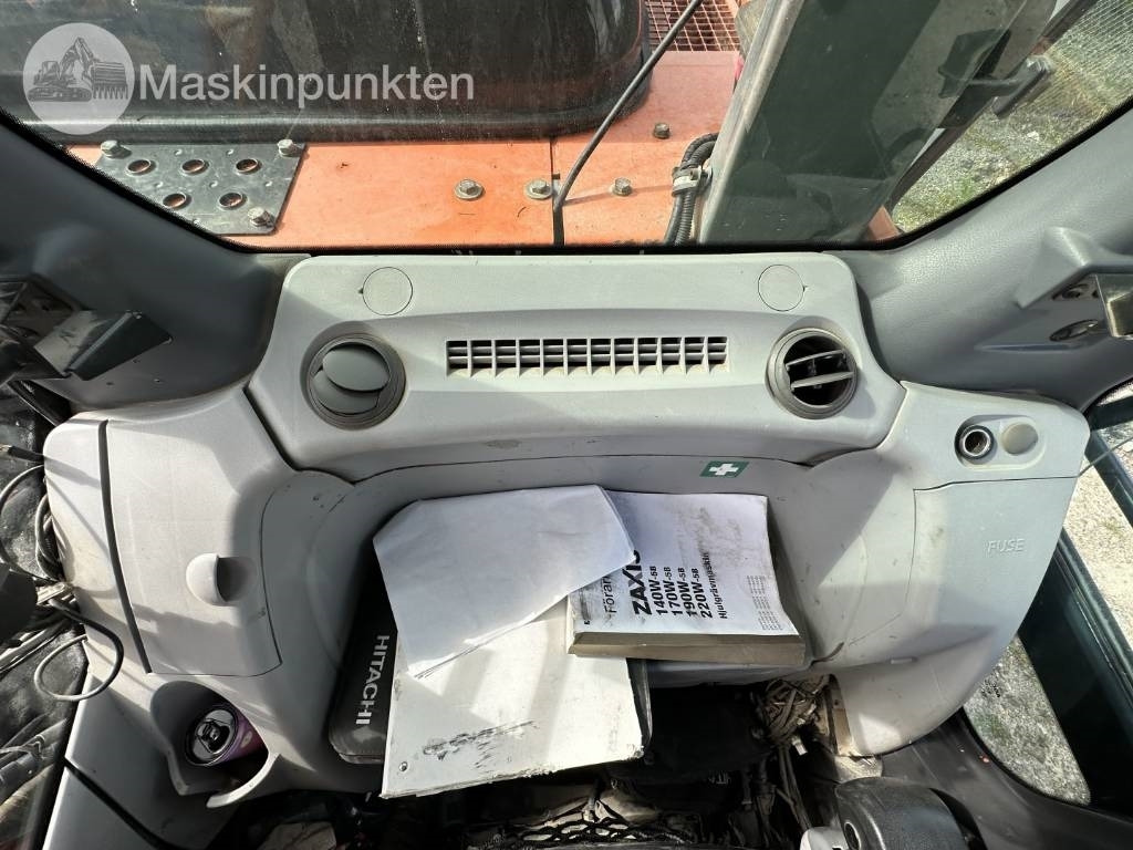 Колёсный экскаватор Hitachi ZX 140 W-5B: фото 29