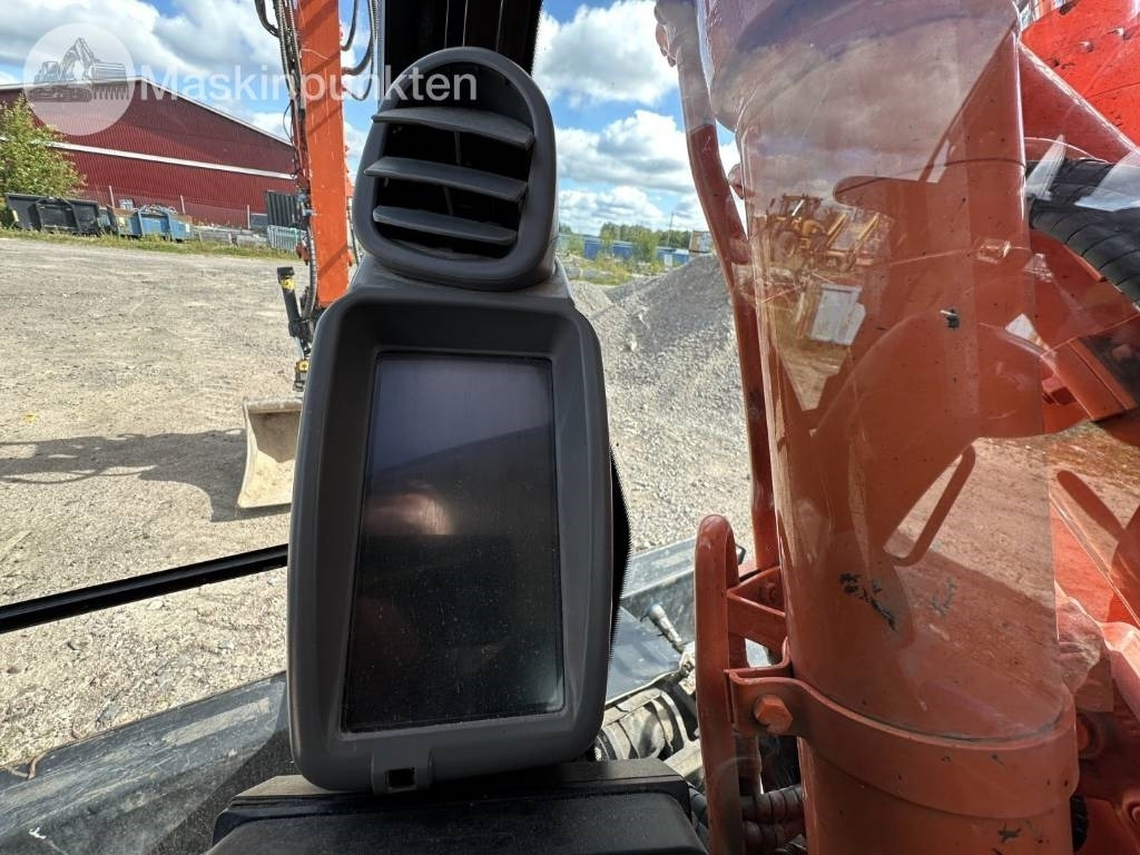 Колёсный экскаватор Hitachi ZX 140 W-5B: фото 27