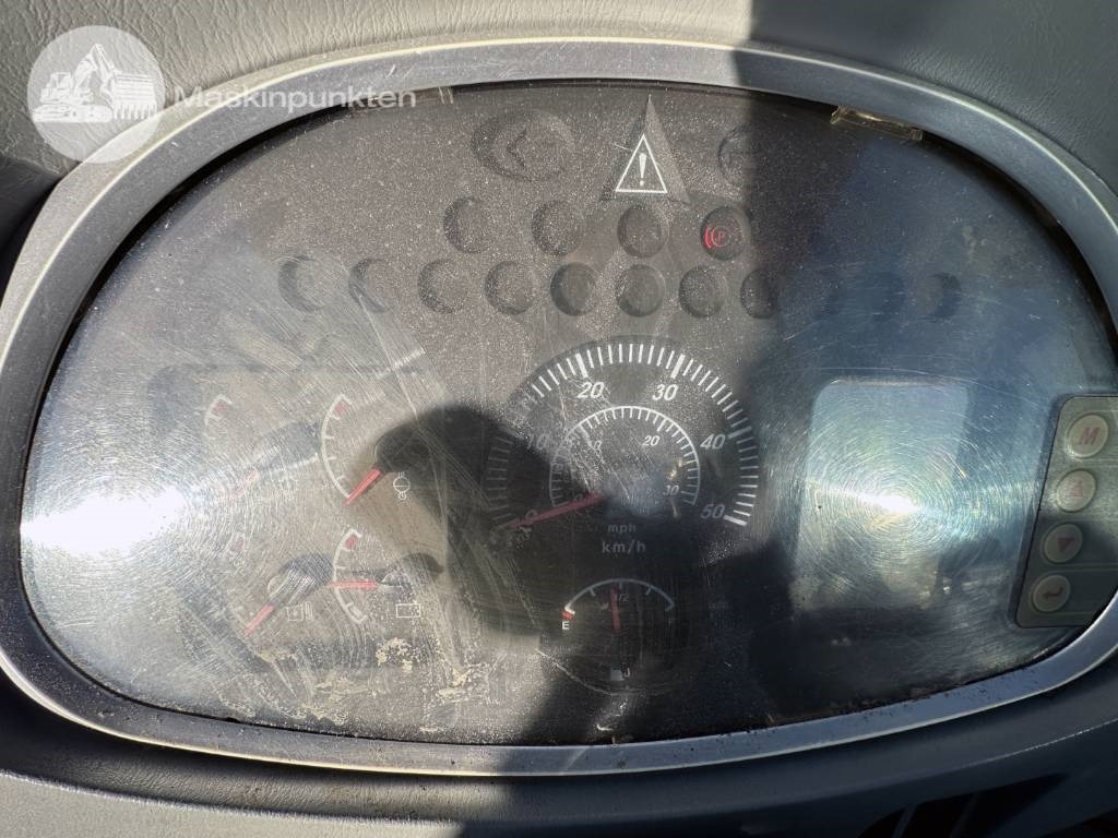 Колёсный погрузчик Hyundai HL 730 TM-7: фото 23 Колёсный погрузчик Hyundai HL 730 TM-7: фото 23